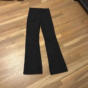 LULULEMON Tall Flared Yoga Pants (Wonder Under)